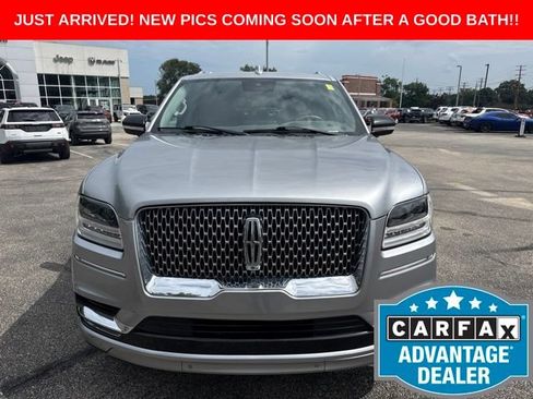 Used 2021 Lincoln Navigator Reserve w/ Luxury Package AWD/4WD image 8