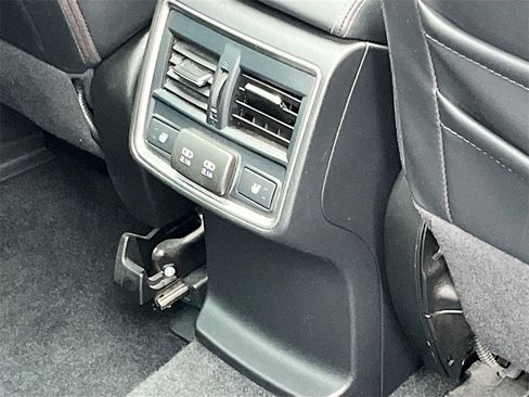 Used 2023 Subaru Forester Touring image 27