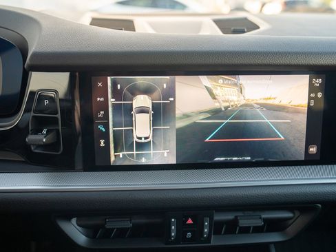 Used 2025 Porsche Cayenne image 17