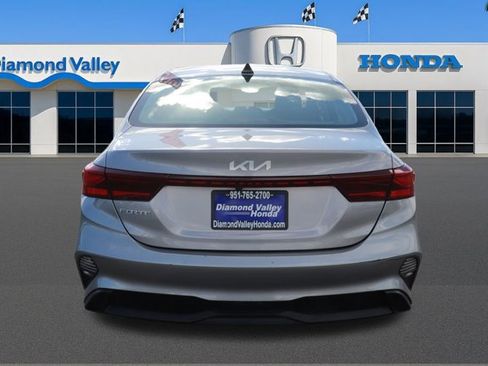 Used 2023 Kia Forte LXS image 5