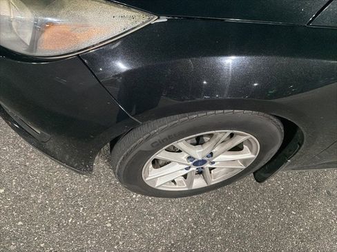 Used 2015 Ford Focus SE image 5