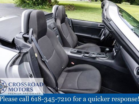 Used 2012 MAZDA MX-5 Miata Sport RWD image 21