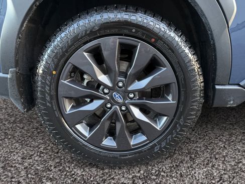 Used 2025 Subaru Outback Onyx Edition image 14