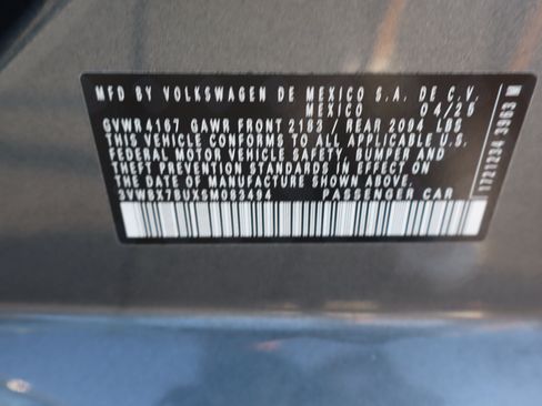Used 2025 Volkswagen Jetta Sport FWD image 40
