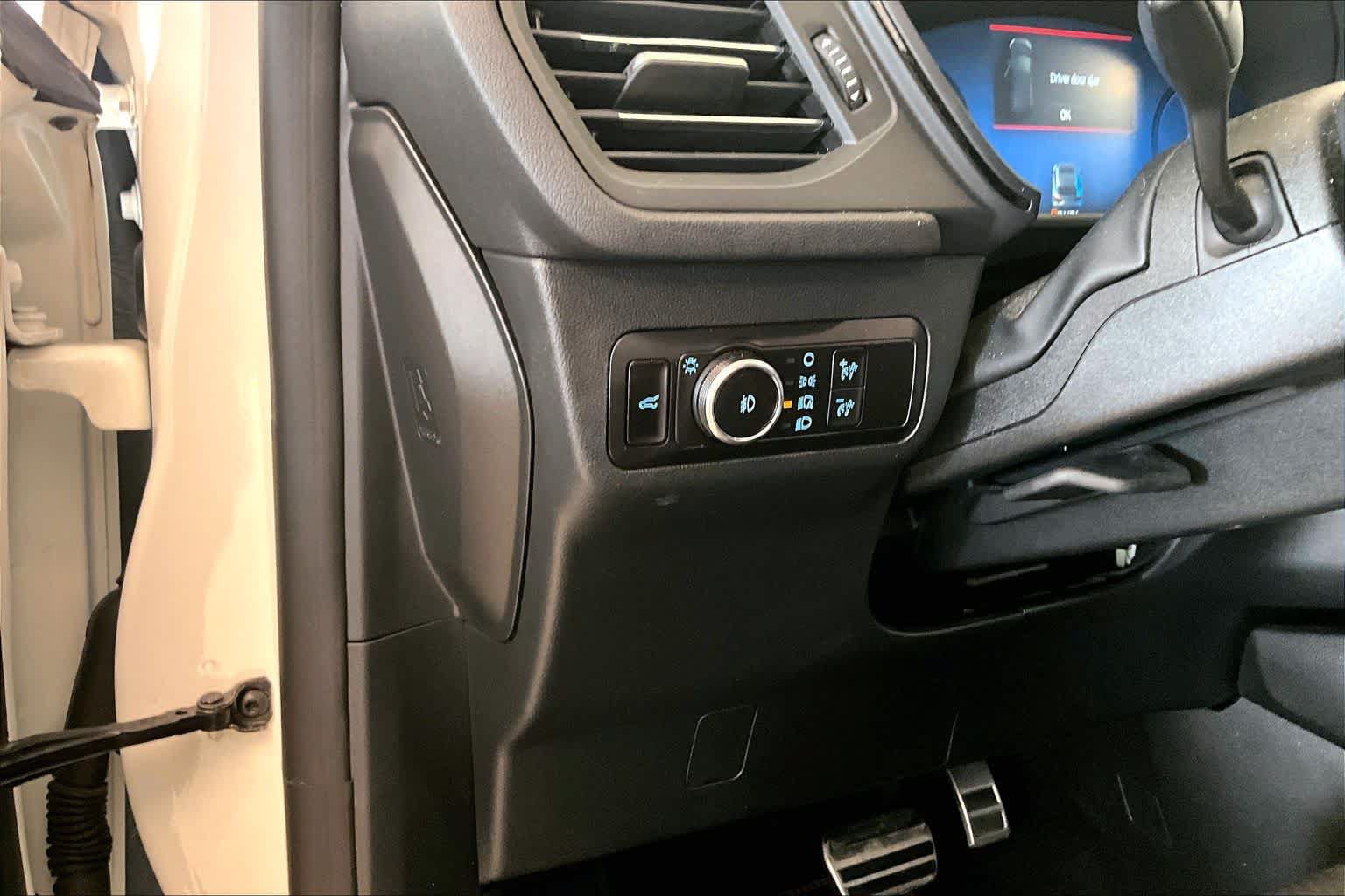 Used 2023 Ford Escape ST-Line Select w/ Tech Pack #2 AWD/4WD image 29