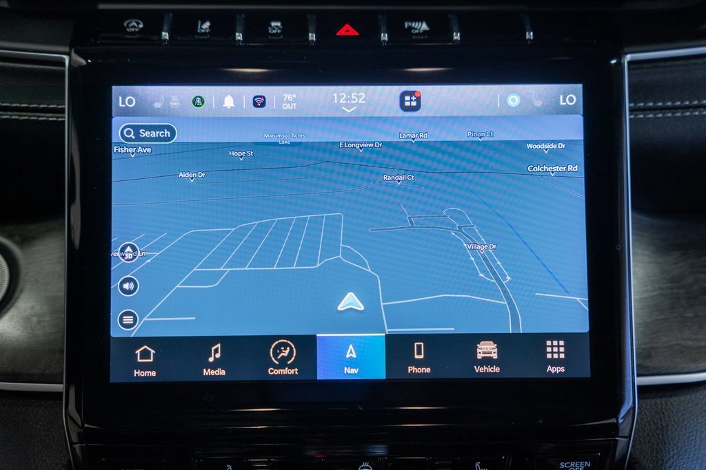 Certified 2023 Jeep Grand Cherokee Limited AWD/4WD image 25