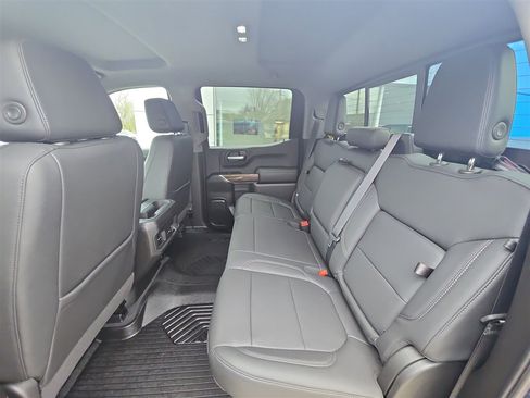 Used 2021 Chevrolet Silverado 1500 LT Trail Boss w/ Convenience Package II AWD/4WD image 23