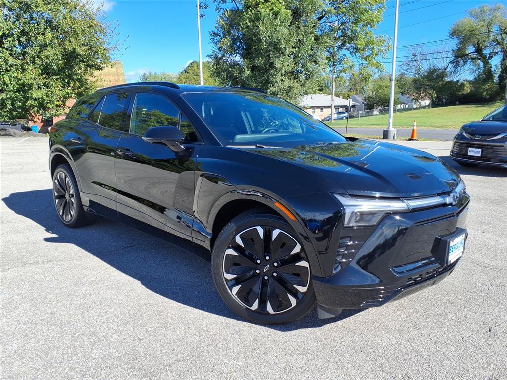 Used 2024 Chevrolet Blazer EV RS AWD/4WD image 2