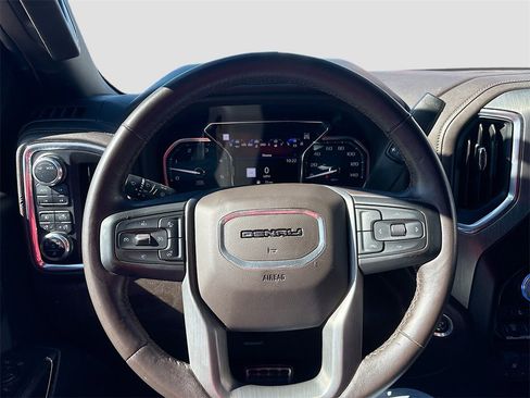 Used 2023 GMC Sierra 2500 Denali w/ Denali Ultimate Package image 11