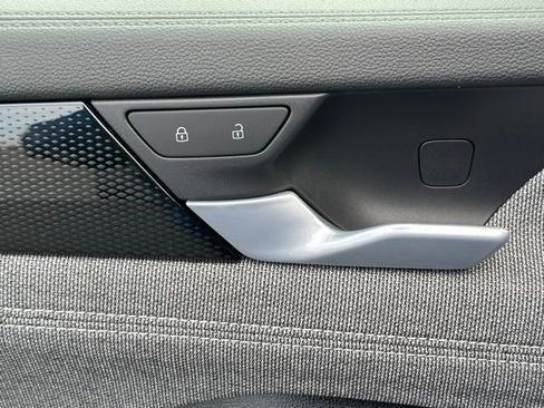 New 2026 Volkswagen Tiguan S image 21