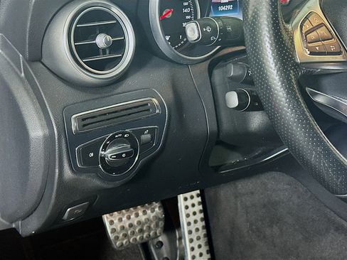 Used 2015 Mercedes-Benz C 300 Sedan image 17