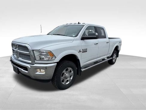 Used 2018 RAM 2500 Big Horn w/ Harvest Edition image 3