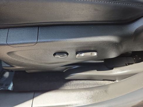 Certified 2022 Buick Encore Preferred w/ Safety Package image 17