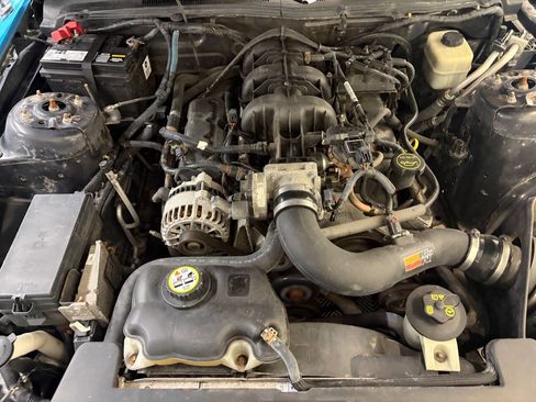 Used 2008 Ford Mustang Coupe RWD image 24