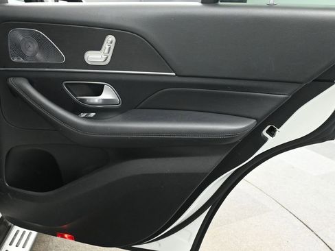 Used 2020 Mercedes-Benz GLE 350 4MATIC w/ 3rd Row Seat Package image 18