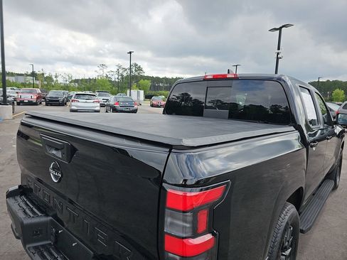 Used 2026 Nissan Frontier SV w/ Tow Package RWD image 16