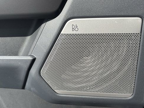 Used 2025 Ford F150 Lariat w/ Equipment Group 502A High image 24