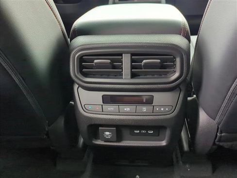 New 2025 Honda Pilot TrailSport image 17