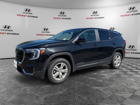 Used 2024 GMC Terrain SLE AWD/4WD image 8