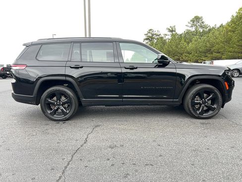 Used 2024 Jeep Grand Cherokee L Altitude image 4