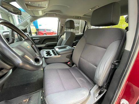 Used 2018 Chevrolet Silverado 1500 LT w/ Texas Edition image 22