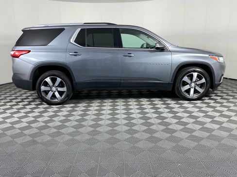 Used 2018 Chevrolet Traverse LT AWD/4WD image 13