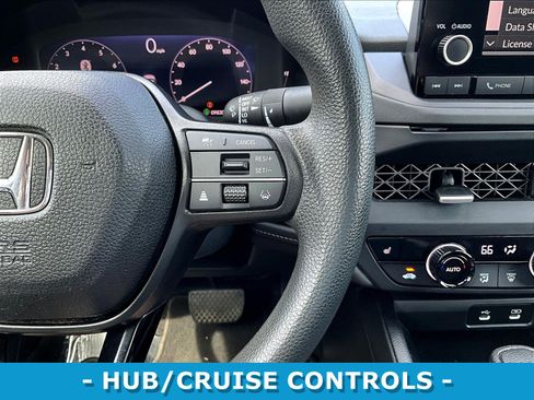 Used 2023 Honda Accord EX image 11