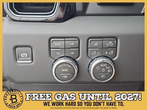 New 2026 GMC Sierra 1500 AT4 w/ AT4 Premium Package AWD/4WD image 24