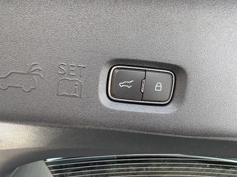 New 2026 Ford Expedition Active AWD/4WD image 18