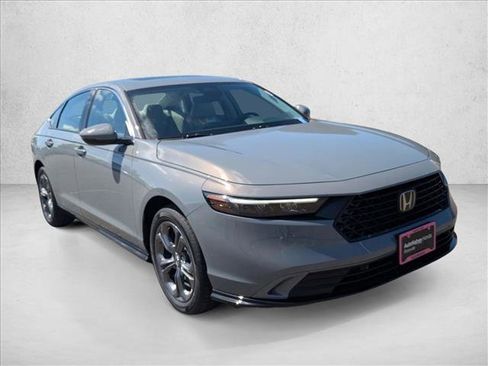 New 2026 Honda Accord EX-L image 6
