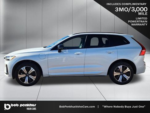 Used 2023 Volvo XC60 T8 Plus image 29
