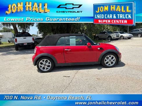 Used 2011 MINI Cooper Convertible FWD image 11