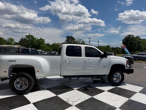 Used 2008 GMC Sierra 3500 SLT w/ Convenience Package AWD/4WD image 7