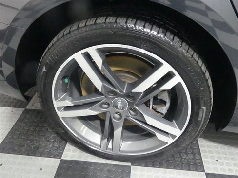 Used 2017 Audi A4 2.0T Premium Plus AWD/4WD image 17