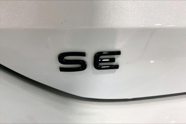 Used 2025 Volkswagen Tiguan SE R-Line AWD/4WD image 8