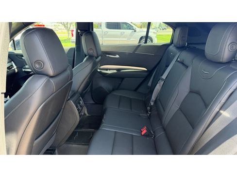 Used 2023 Cadillac XT4 Premium Luxury w/ Technology Package AWD/4WD image 19