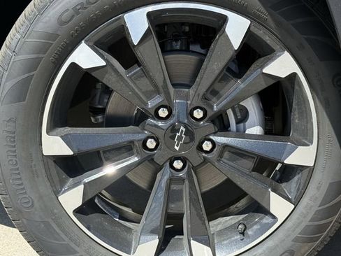 New 2026 Chevrolet Equinox RS w/ Convenience Package III FWD image 10