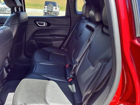 Used 2022 Jeep Compass Limited AWD/4WD image 14