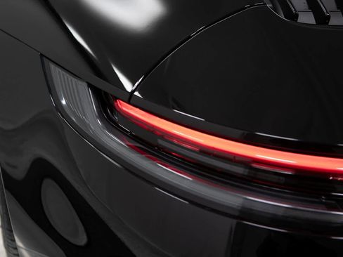 Certified 2021 Porsche 911 Carrera image 33