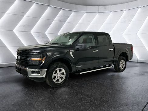 Used 2025 Ford F150 XLT w/ Equipment Group 301A Standard image 3