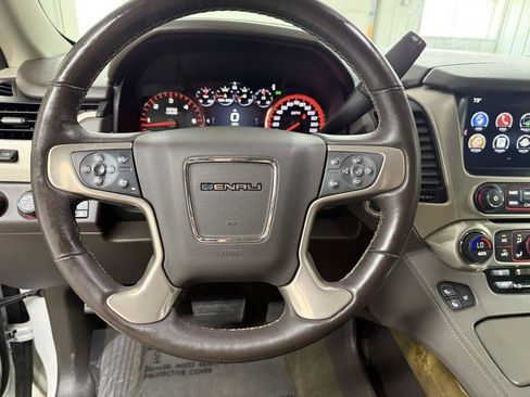Used 2016 GMC Yukon XL Denali w/ Open Road Package AWD/4WD image 18
