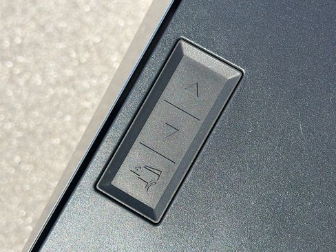 Used 2024 Tesla Cybertruck AWD Crew Cab image 13