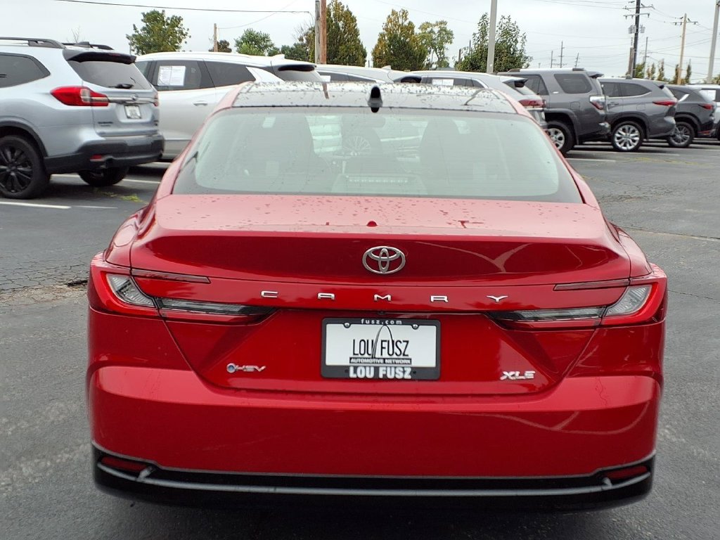 Used 2026 Toyota Camry XLE FWD image 23