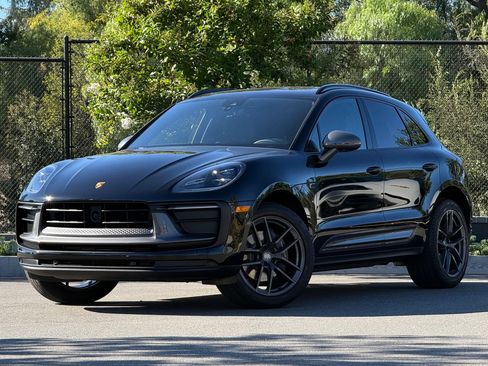 Certified 2023 Porsche Macan Turbo AWD/4WD image 1