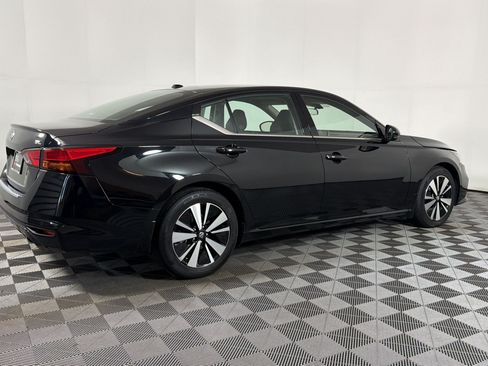 Used 2022 Nissan Altima 2.5 SL FWD image 7
