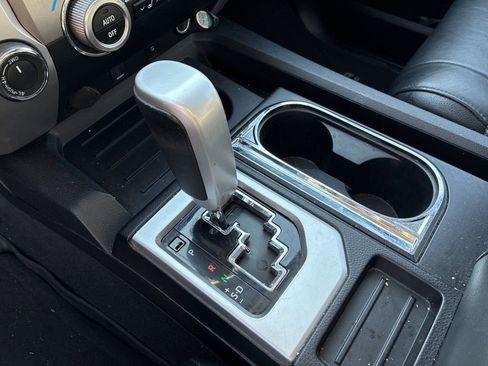 Used 2016 Toyota Tundra Limited w/ Limited Premium Package image 20