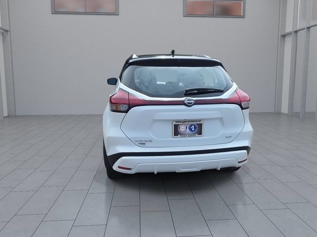 Certified 2023 Nissan Kicks SV FWD image 7