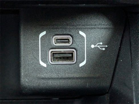 Used 2022 Jeep Compass Latitude image 25