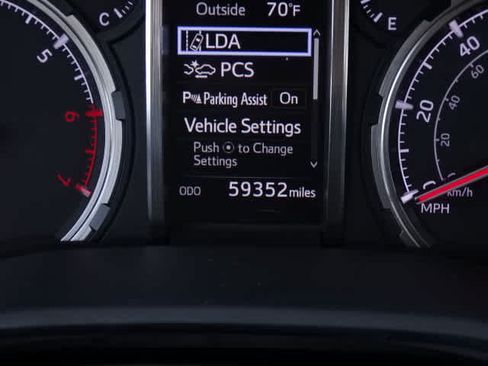 Used 2021 Toyota 4Runner Limited AWD/4WD image 24