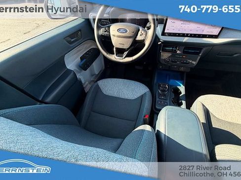 Used 2025 Ford Maverick XLT w/ XLT Luxury Package AWD/4WD image 11